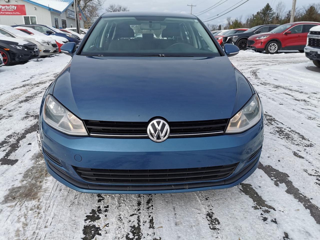 2016 Volkswagen Golf TSi  SE Photo