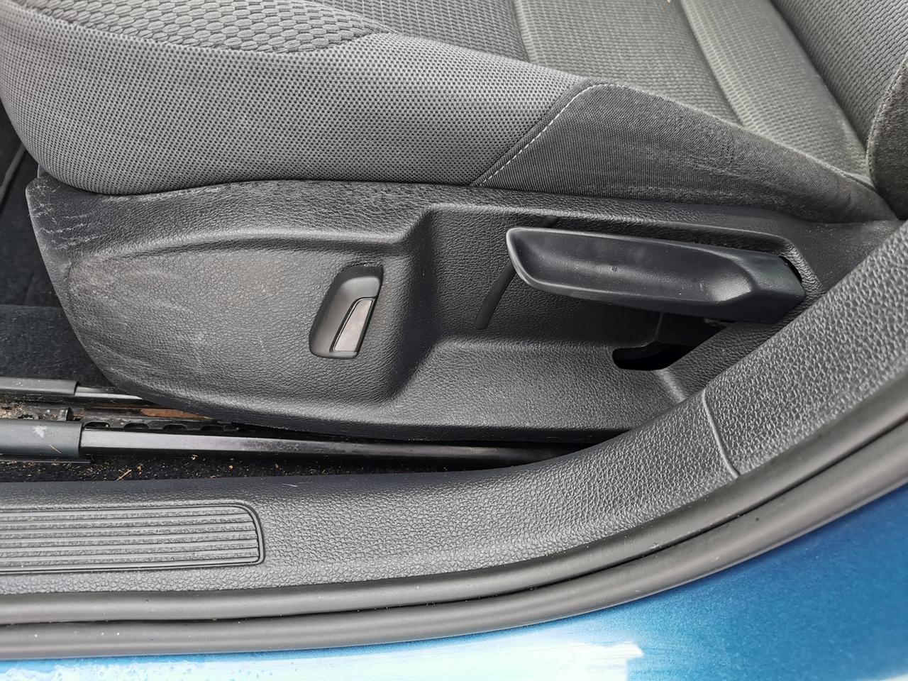 2016 Volkswagen Golf TSi  SE Photo