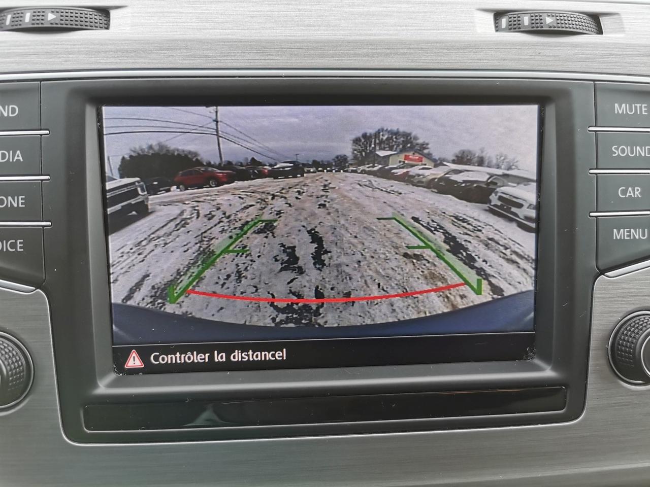 2016 Volkswagen Golf TSi  SE Photo