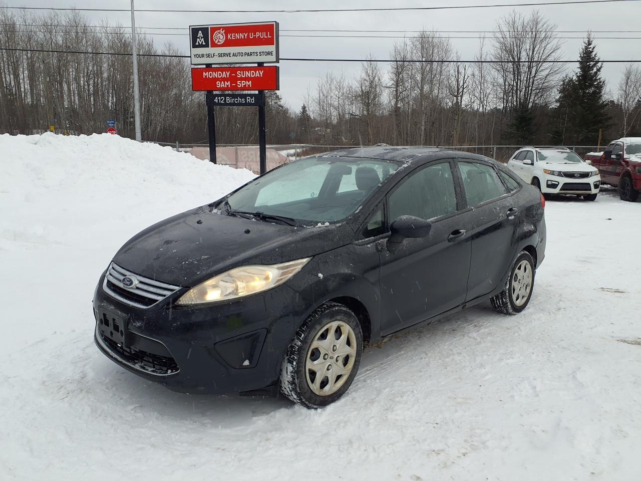 Used 2011 Ford Fiesta SE for sale in North Bay, ON