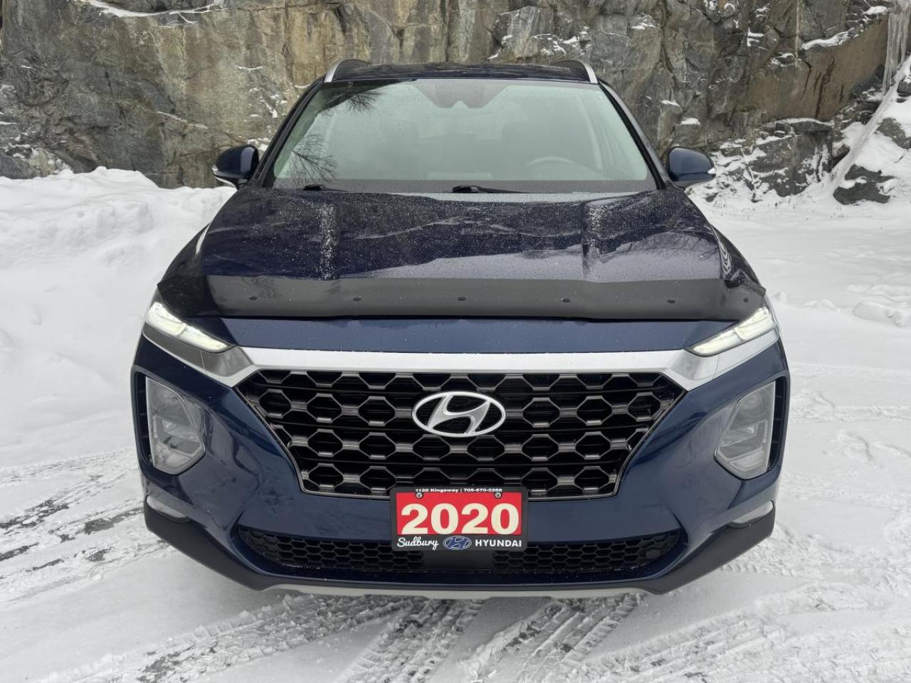 2020 Hyundai Santa Fe 2.4L Preferred AWD Photo2