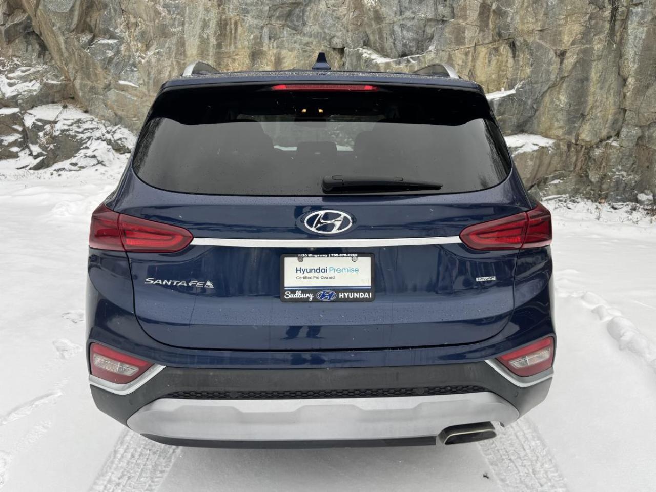 2020 Hyundai Santa Fe 2.4L Preferred AWD Photo4
