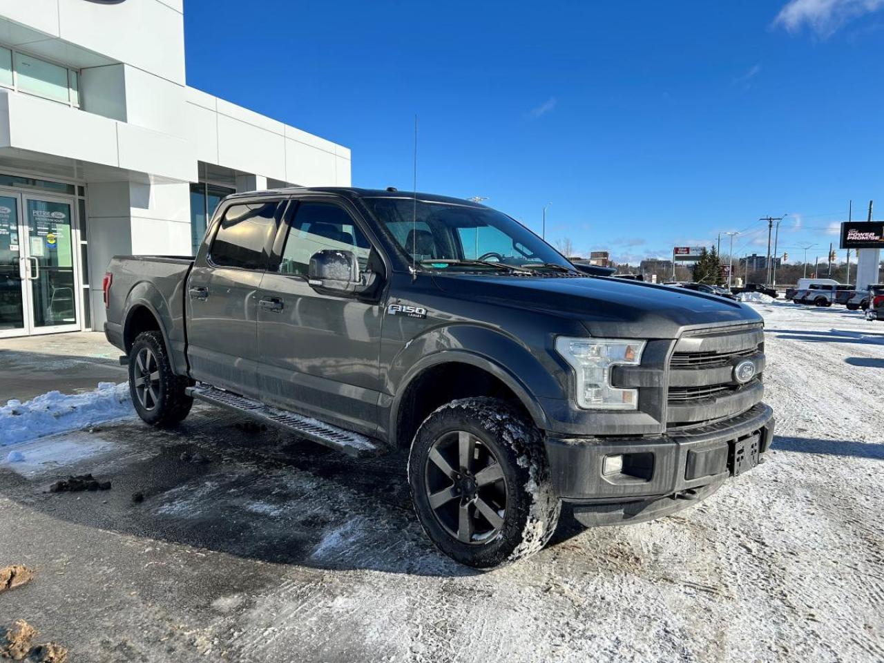 2016 Ford F-150 Lariat Photo2
