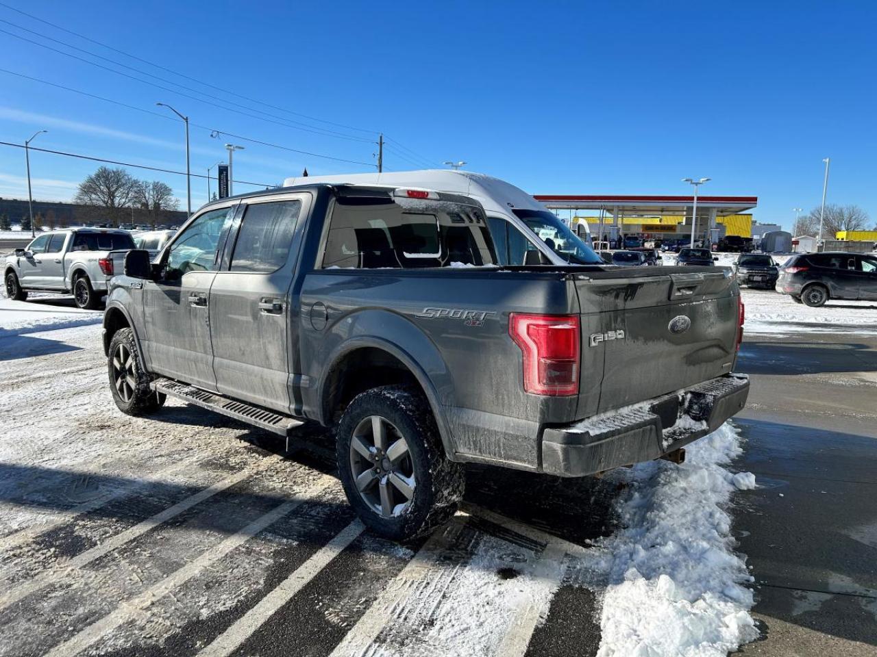 2016 Ford F-150 Lariat Photo