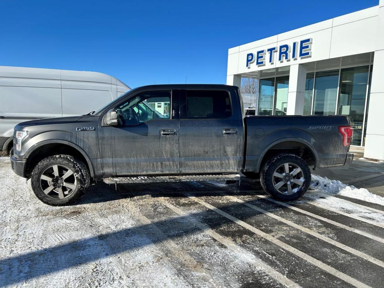 2016 Ford F-150 Lariat Photo