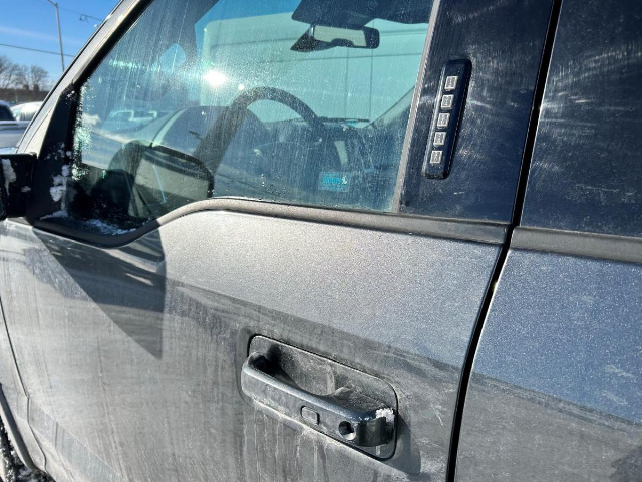 2016 Ford F-150 Lariat Photo