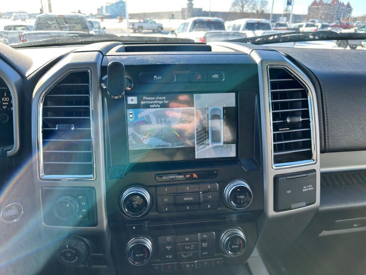 2016 Ford F-150 Lariat Photo