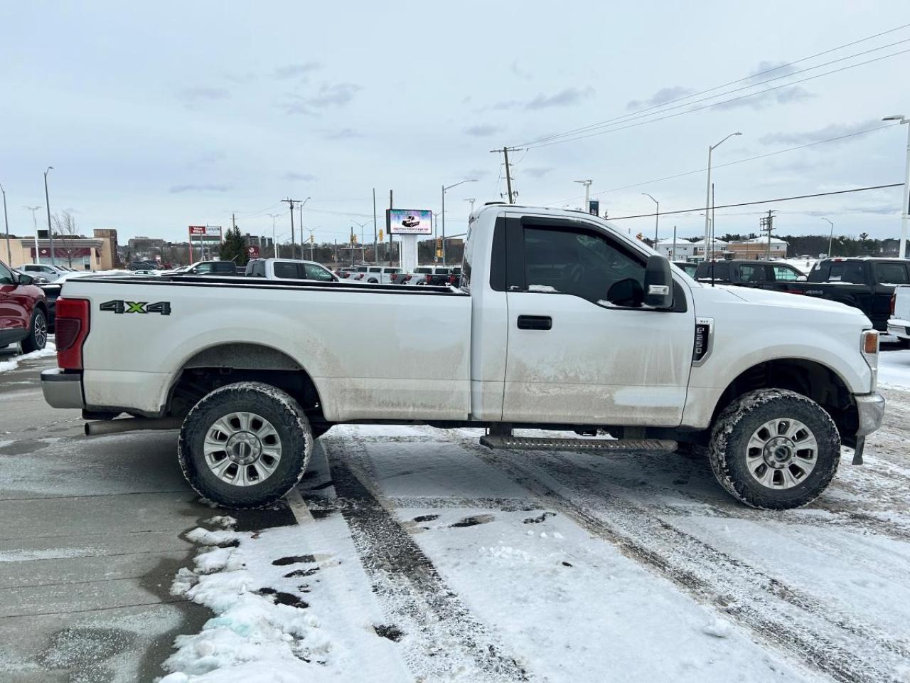 2022 Ford F-250 Super Duty SRW XLT Photo3
