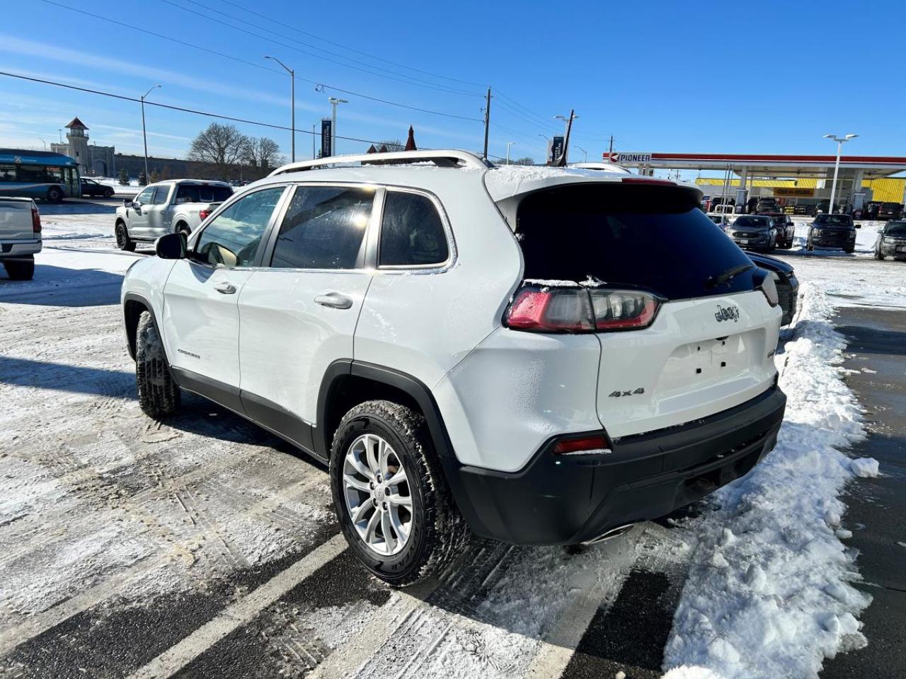2019 Jeep Cherokee Latitude Photo