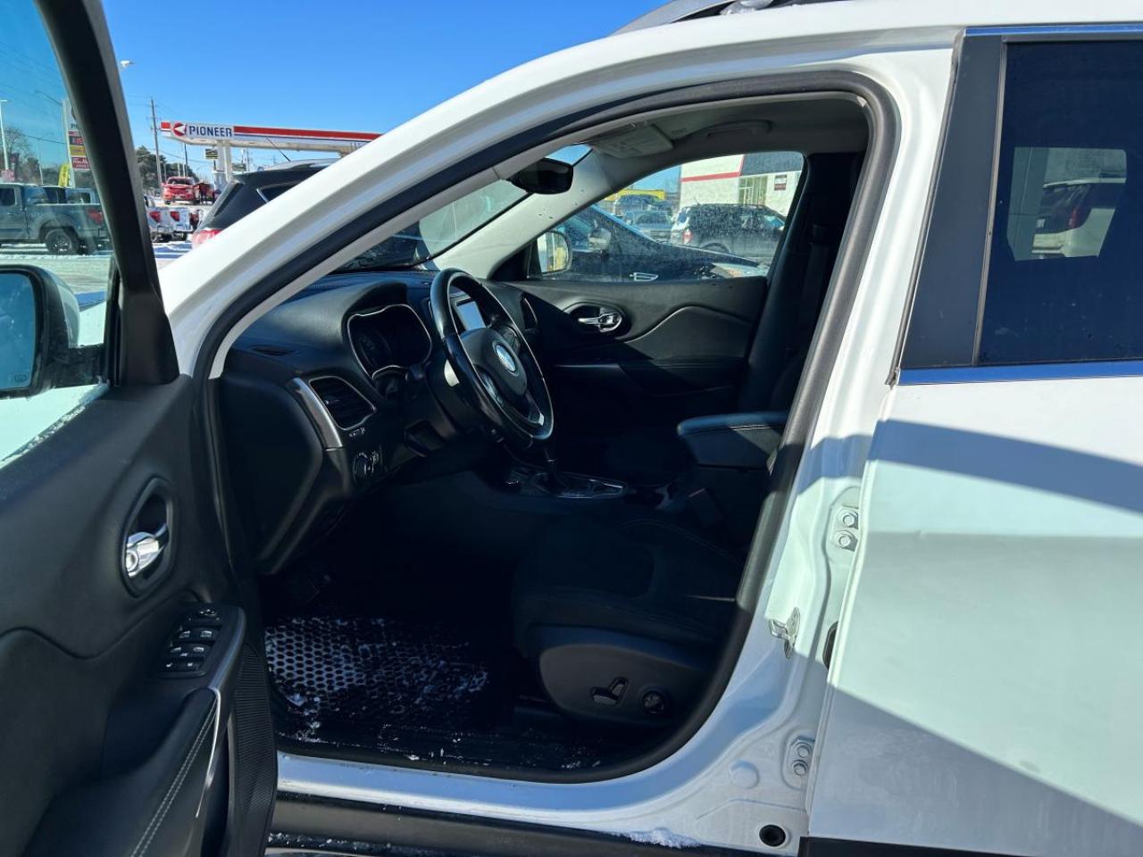 2019 Jeep Cherokee Latitude Photo