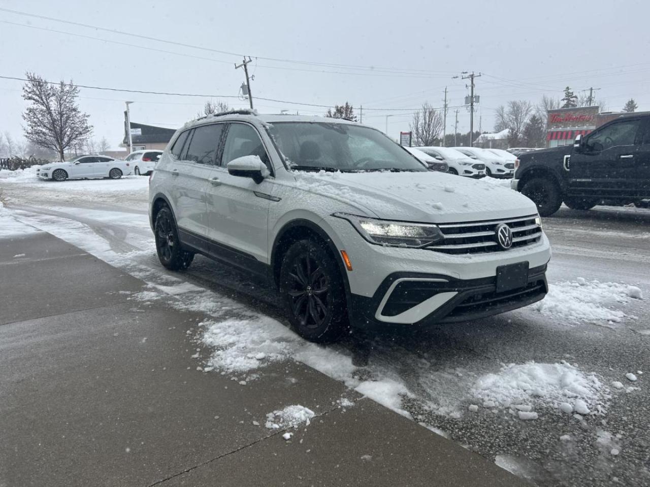 Used 2024 Volkswagen Tiguan COMFORTLINE 4Motion for sale in Watford, ON
