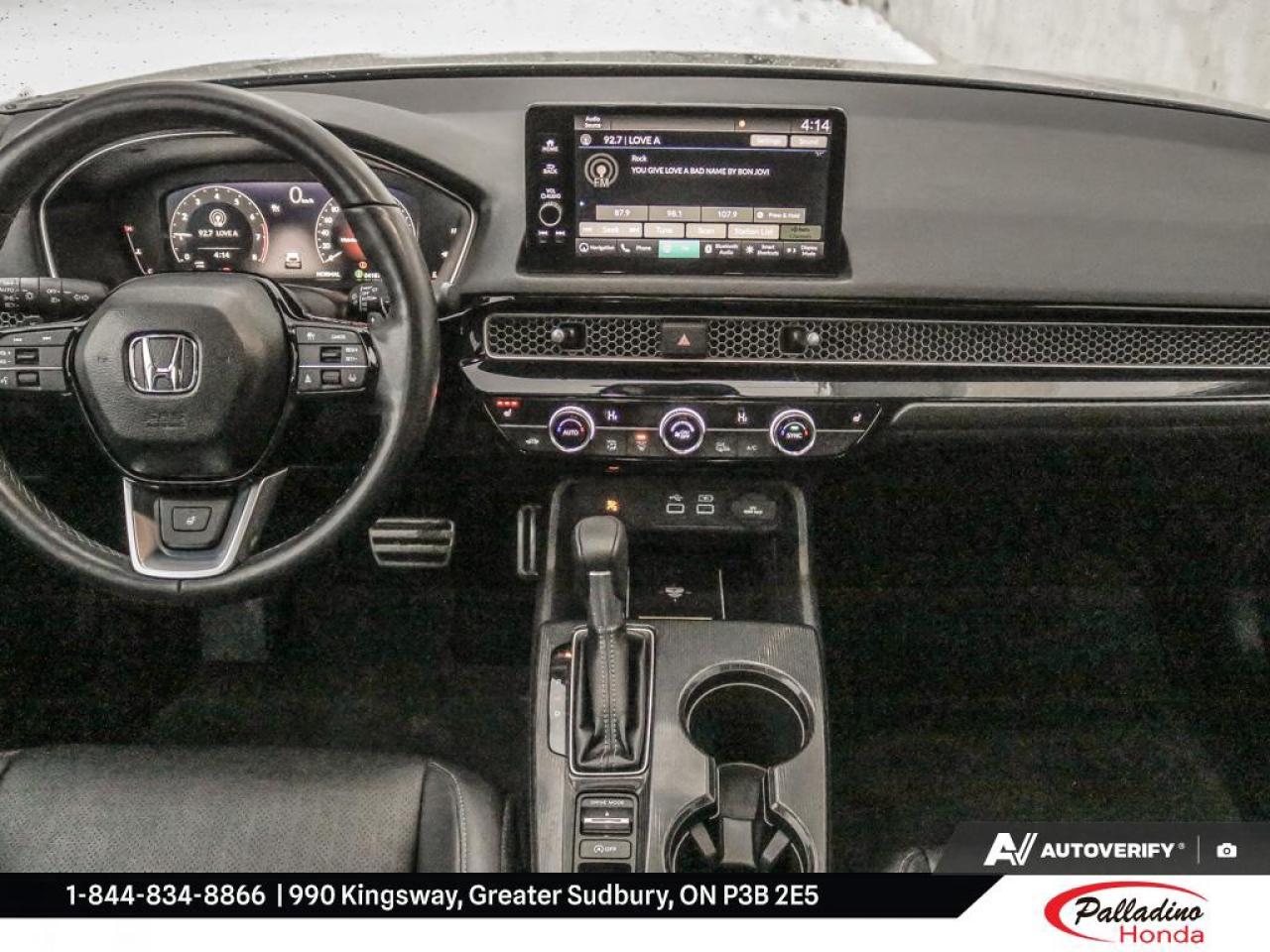 2024 Honda Civic Hatchback Sport Touring Photo