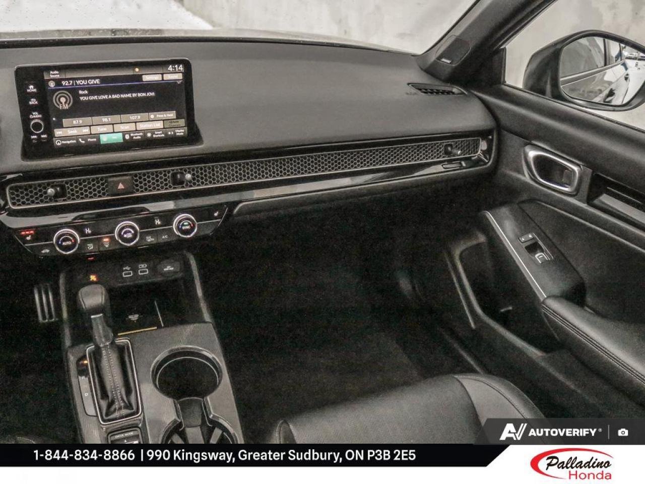 2024 Honda Civic Hatchback Sport Touring Photo