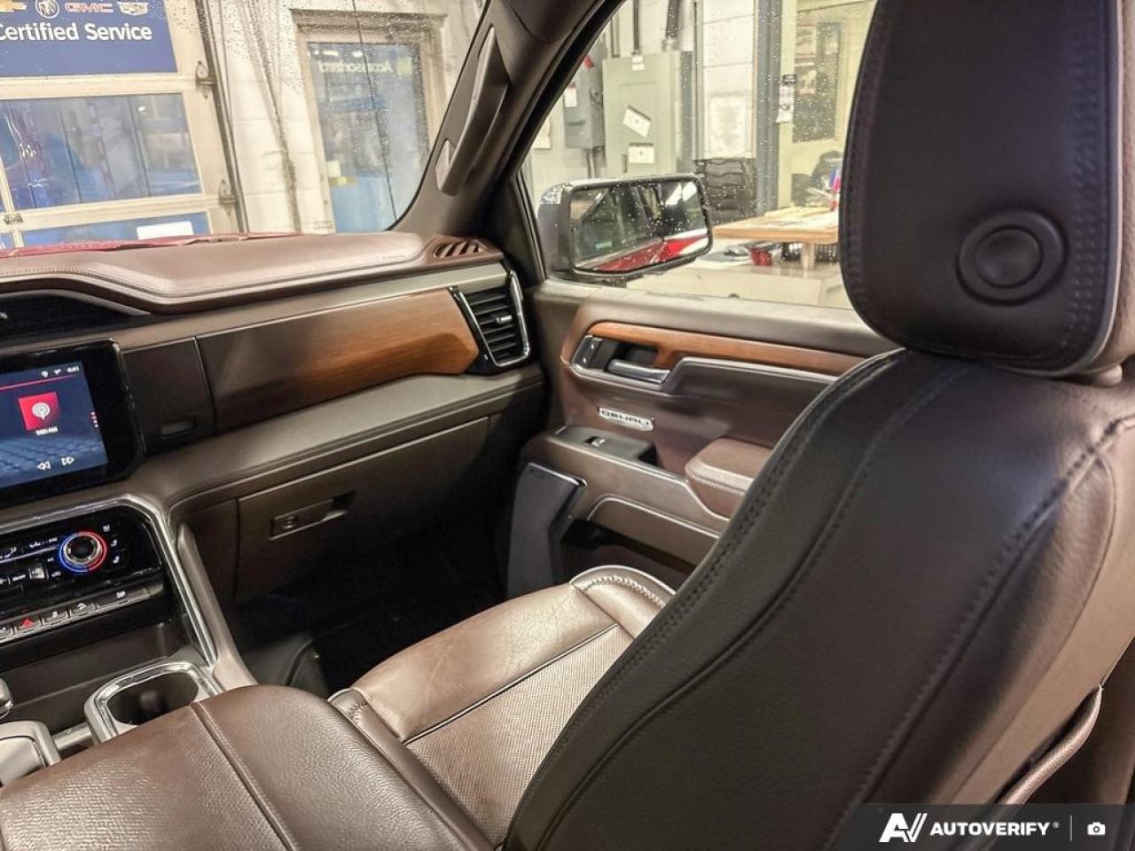 2023 GMC Sierra 1500 Denali  - Leather Seats -  Cooled Seats Photo