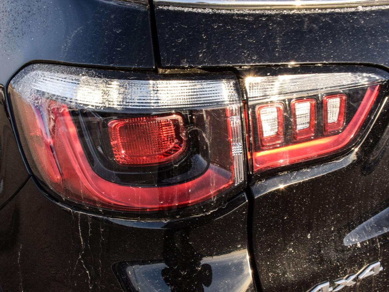 2023 Jeep Compass NORTH 4X4 Photo