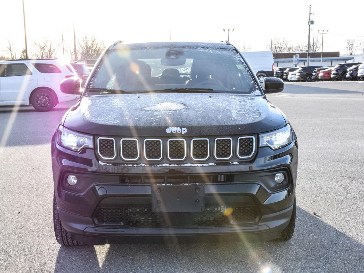 2023 Jeep Compass NORTH 4X4 Photo