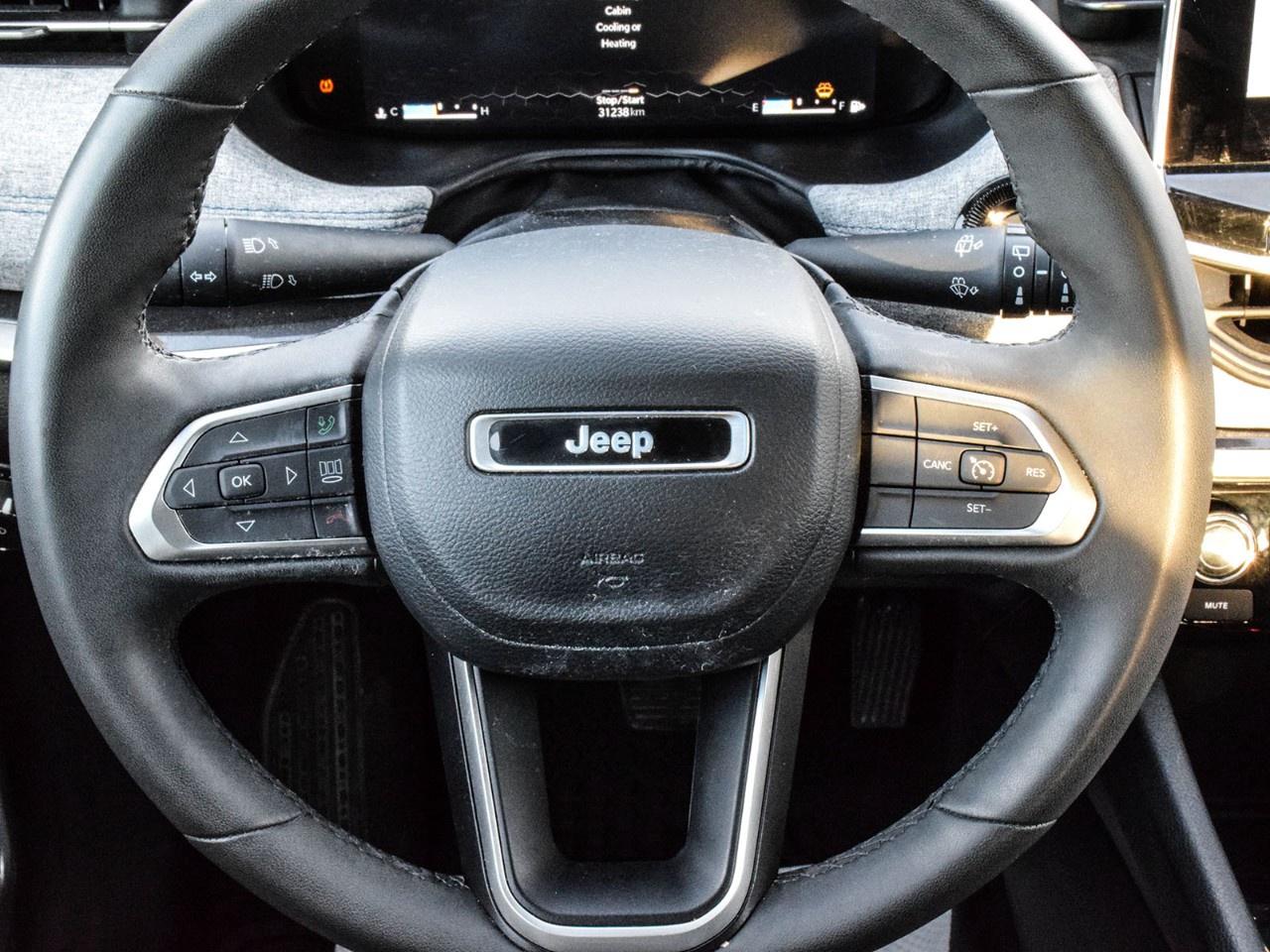 2023 Jeep Compass NORTH 4X4 Photo