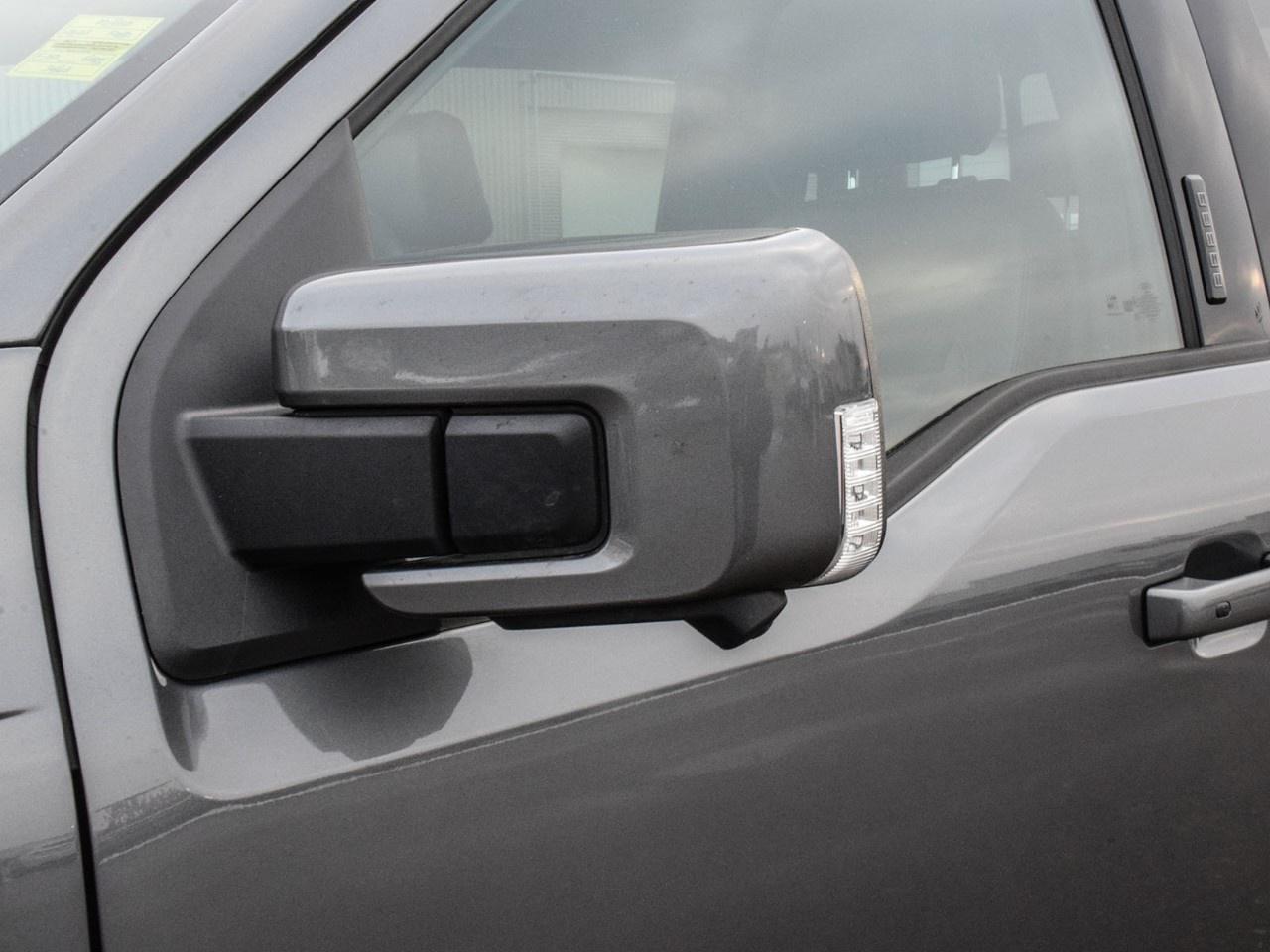 2023 Ford F-150 Lariat 4WD SuperCrew 5.5' Box Photo