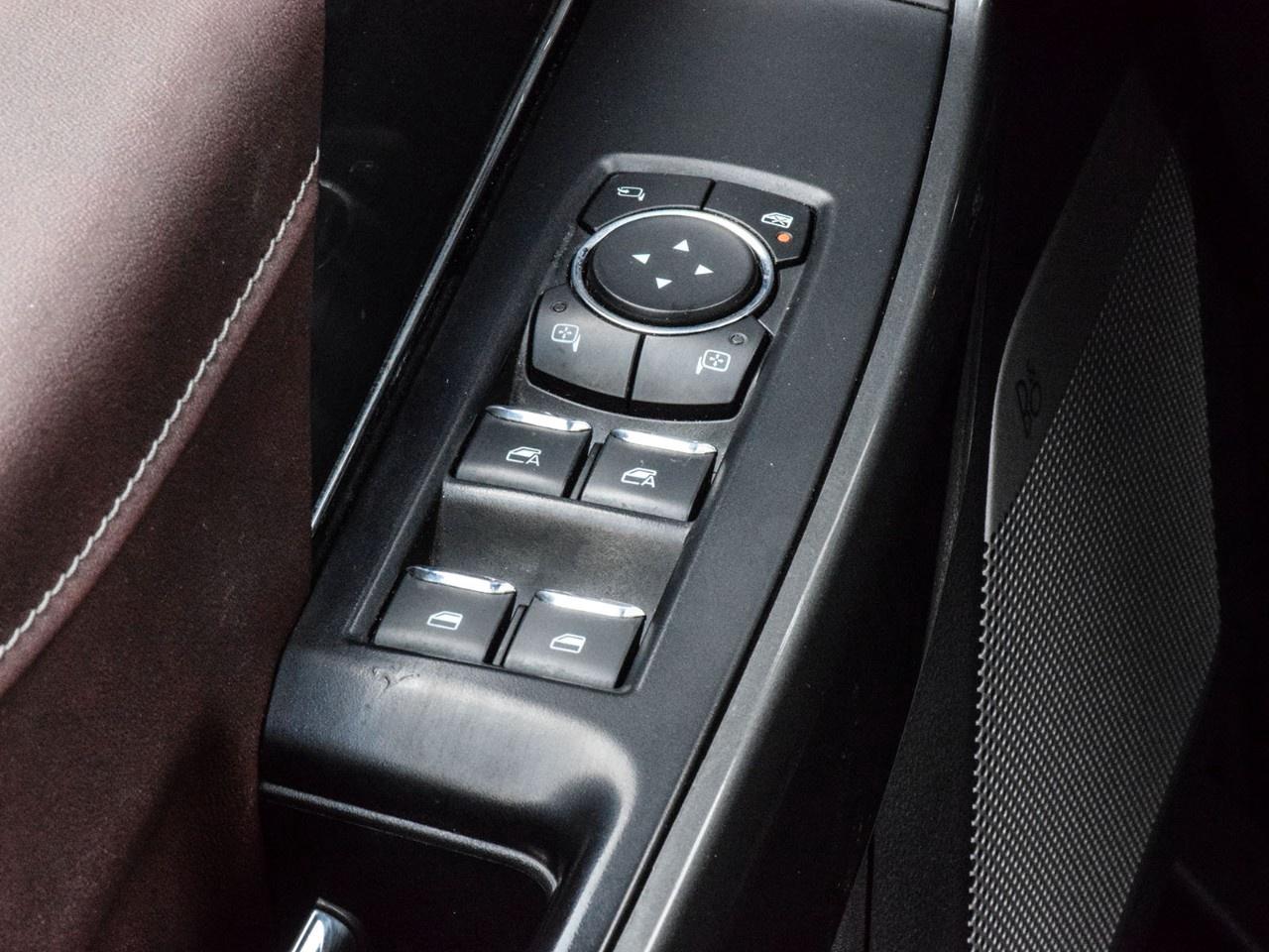 2023 Ford F-150 Lariat 4WD SuperCrew 5.5' Box Photo