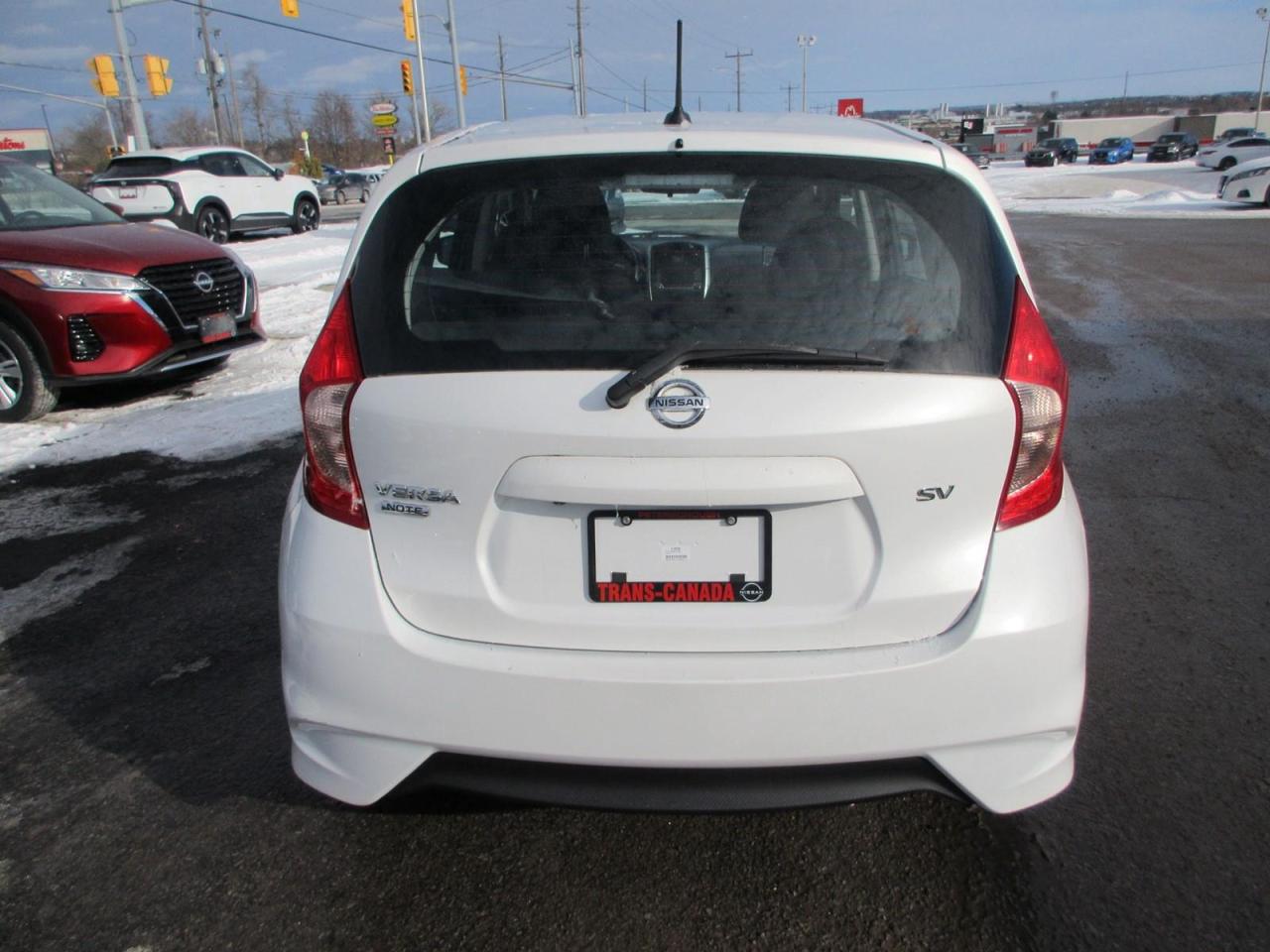 2018 Nissan Versa Note Photo3