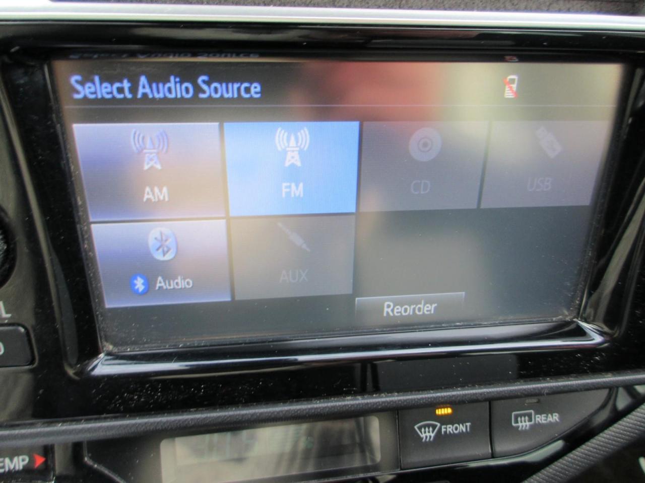 2017 Toyota Prius c Technology Photo