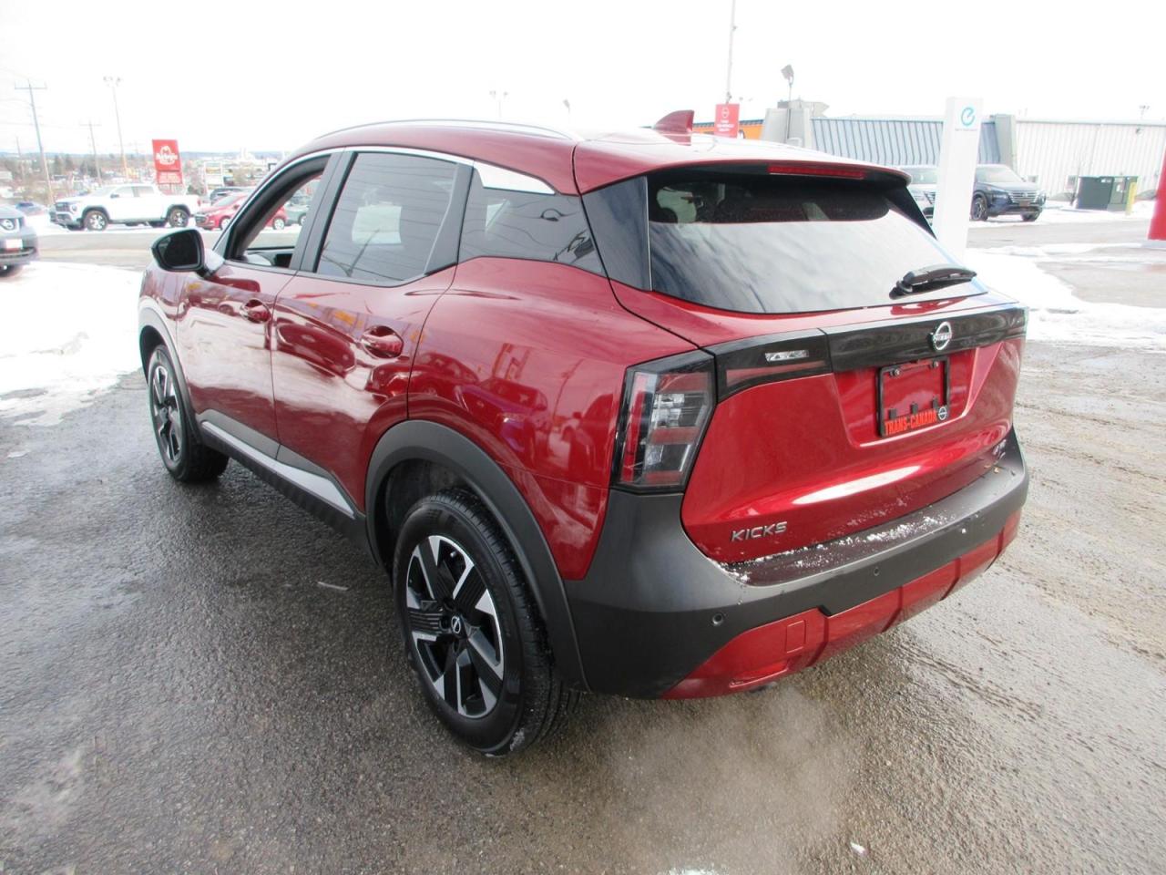 2025 Nissan Kicks SV Photo2