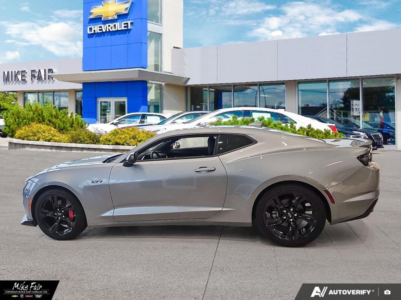 2023 Chevrolet Camaro LT1 Photo2