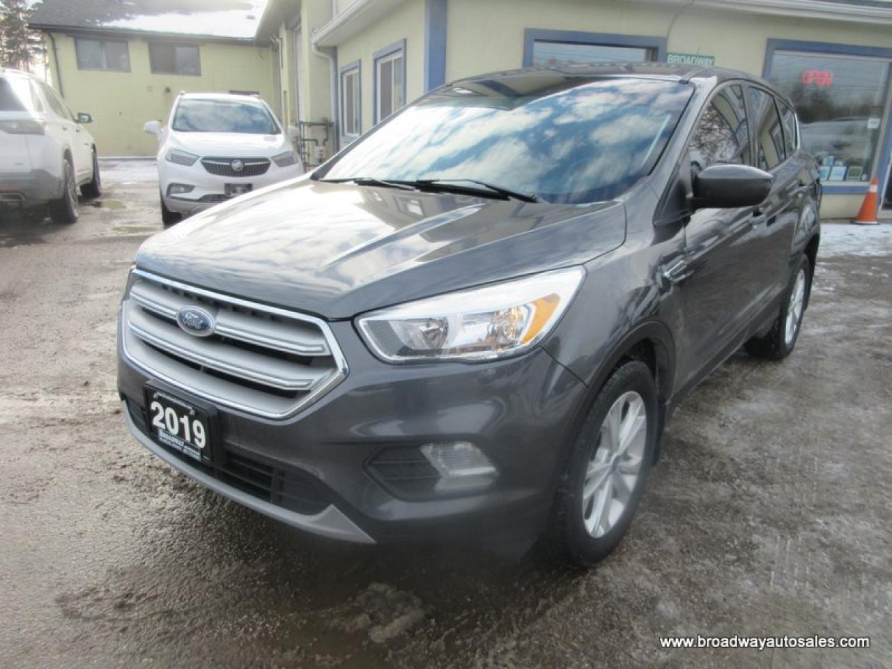 2019 Ford Escape FOUR-WHEEL DRIVE SE-PACKAGE 5 PASSENGER 1.5L - ECO-BOOST.. HEATED SEATS.. BACK-UP CAMERA.. BLUETOOTH SYSTEM.. KEYLESS ENTRY.. Photo
