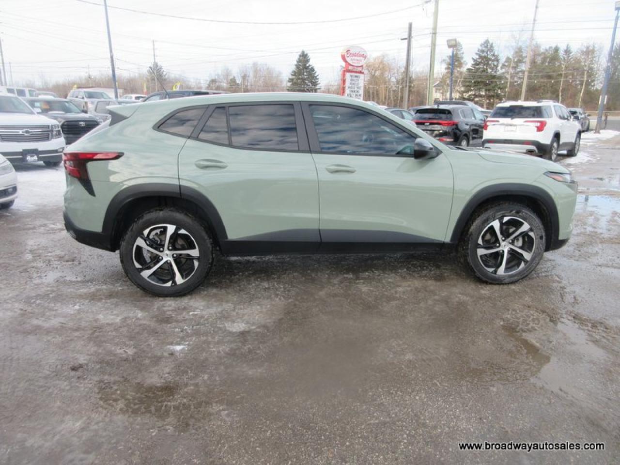 2024 Chevrolet Trax GREAT KM'S 1-RS-MODEL 5 PASSENGER 1.2L - TURBO.. HEATED SEATS & WHEEL.. BACK-UP CAMERA.. BLUETOOTH SYSTEM.. KEYLESS ENTRY.. Photo