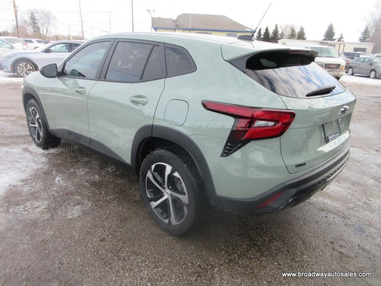 2024 Chevrolet Trax GREAT KM'S 1-RS-MODEL 5 PASSENGER 1.2L - TURBO.. HEATED SEATS & WHEEL.. BACK-UP CAMERA.. BLUETOOTH SYSTEM.. KEYLESS ENTRY.. Photo