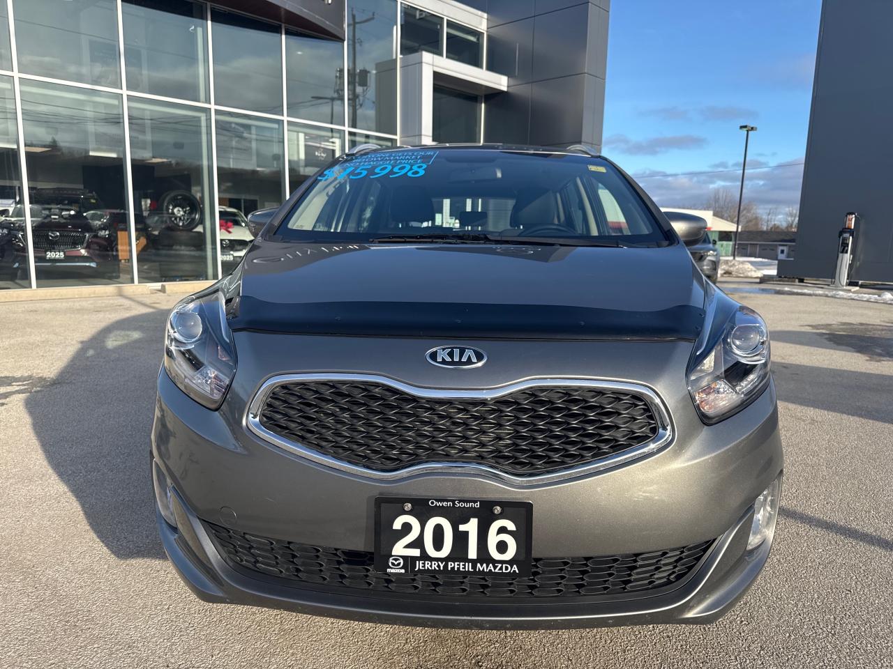 2016 Kia Rondo LX Photo