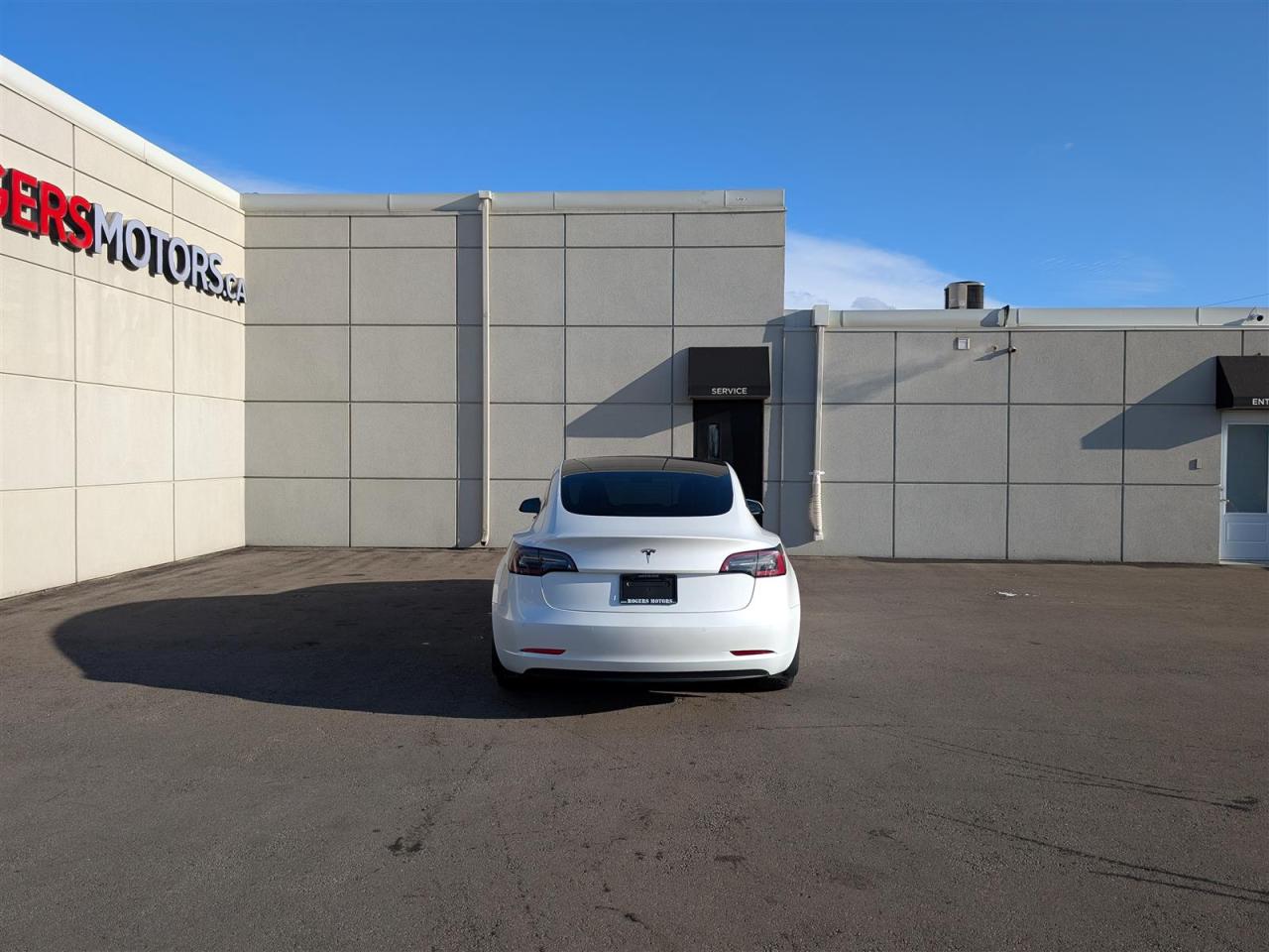 2022 Tesla Model 3 STANDARD Photo3