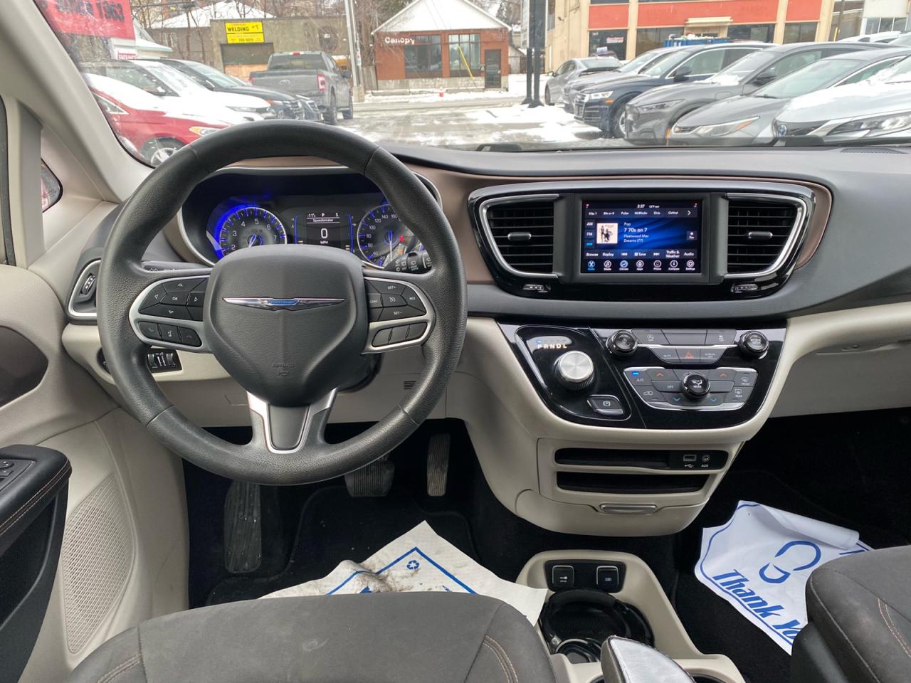 2018 Chrysler Pacifica Touring | Rear Seat Entertainment Center | Apple CarPlay | 8 Passenger Photo