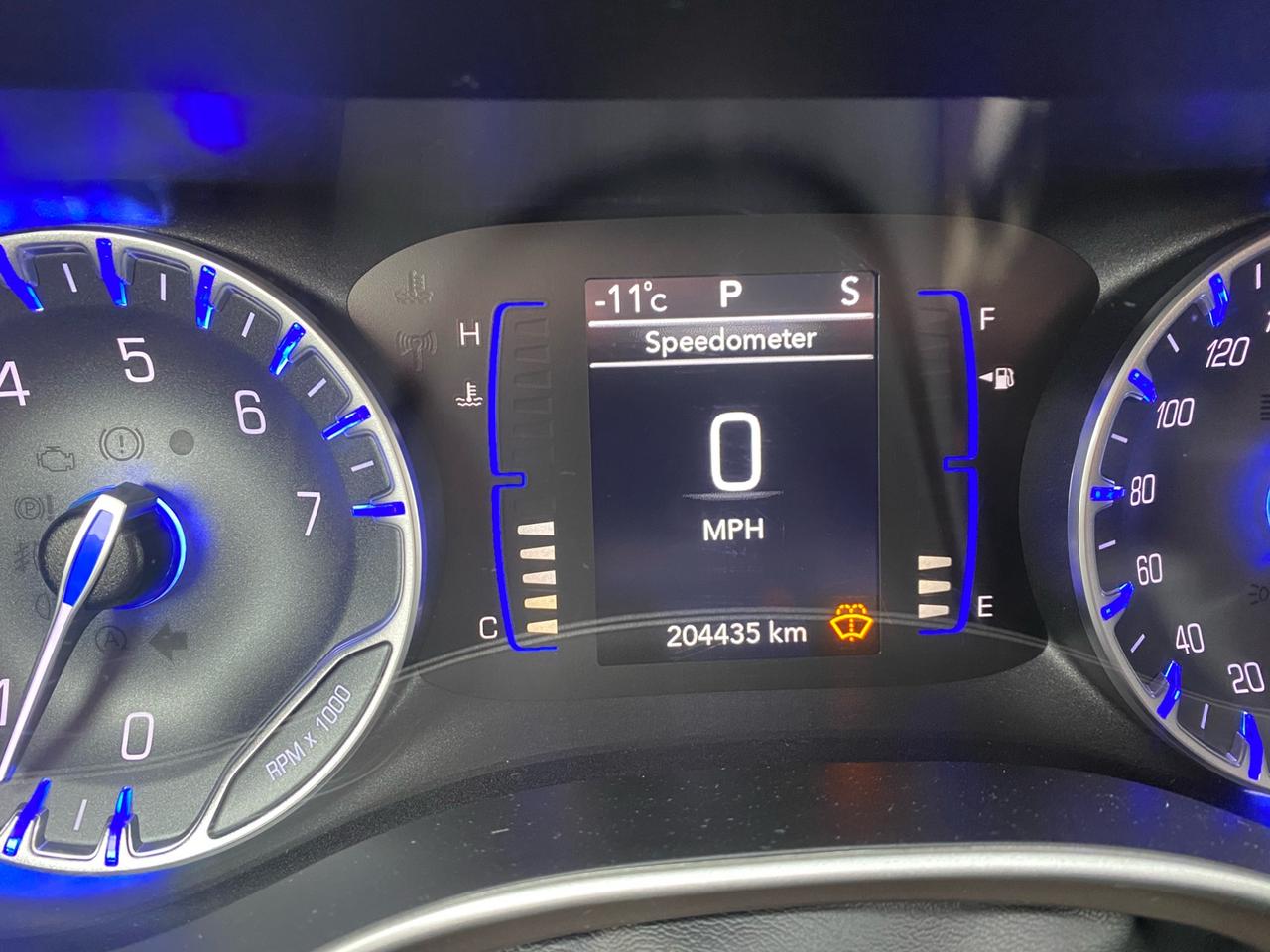 2018 Chrysler Pacifica Touring | Rear Seat Entertainment Center | Apple CarPlay | 8 Passenger Photo