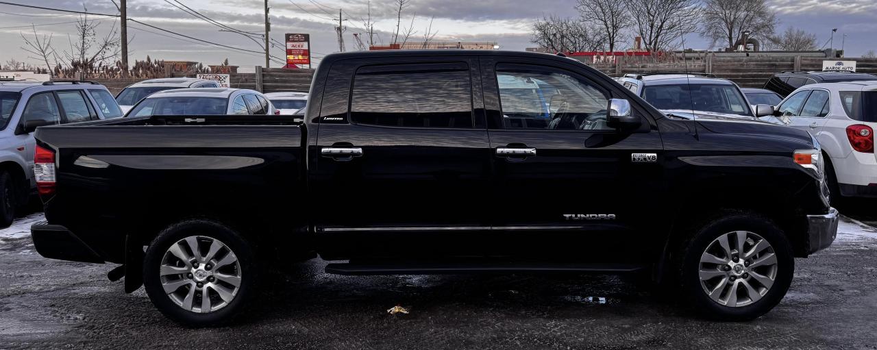 2015 Toyota Tundra LIMITED CREWMAX Photo