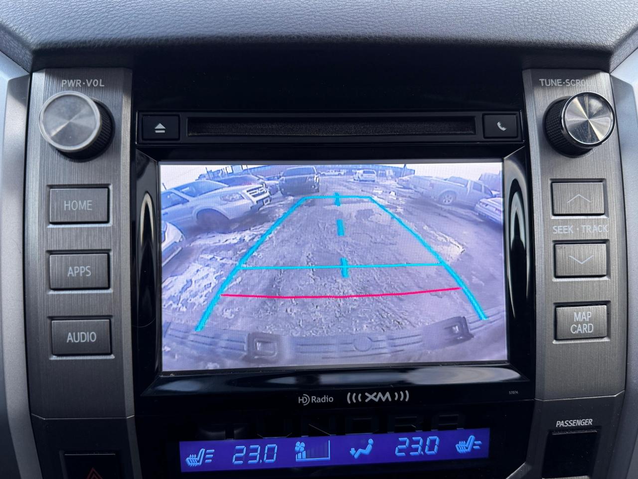 2015 Toyota Tundra LIMITED CREWMAX Photo