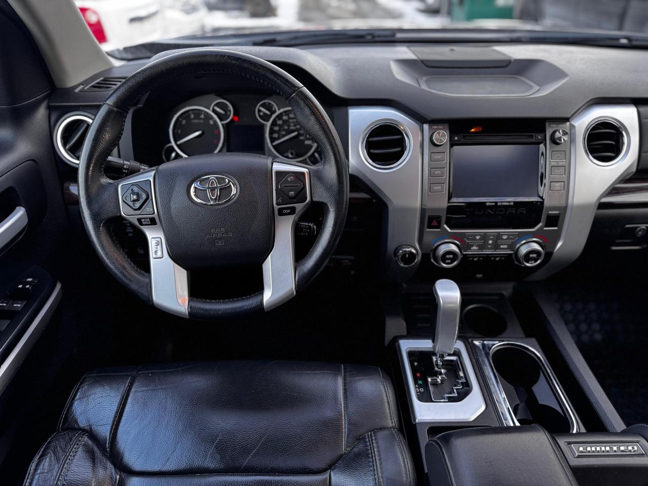 2015 Toyota Tundra LIMITED CREWMAX Photo