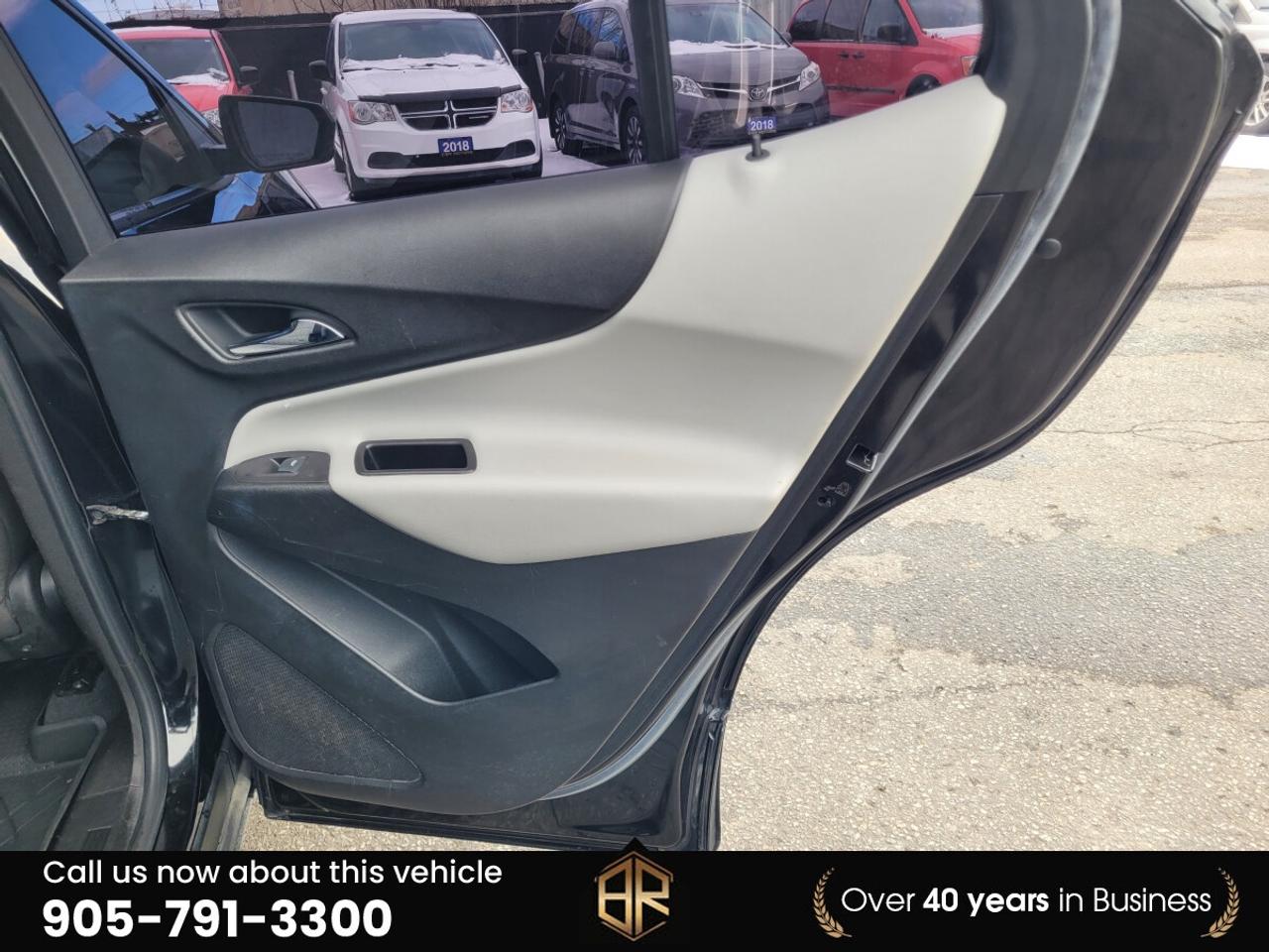 2022 Chevrolet Equinox LS | AWD | No Accidents Reported Photo