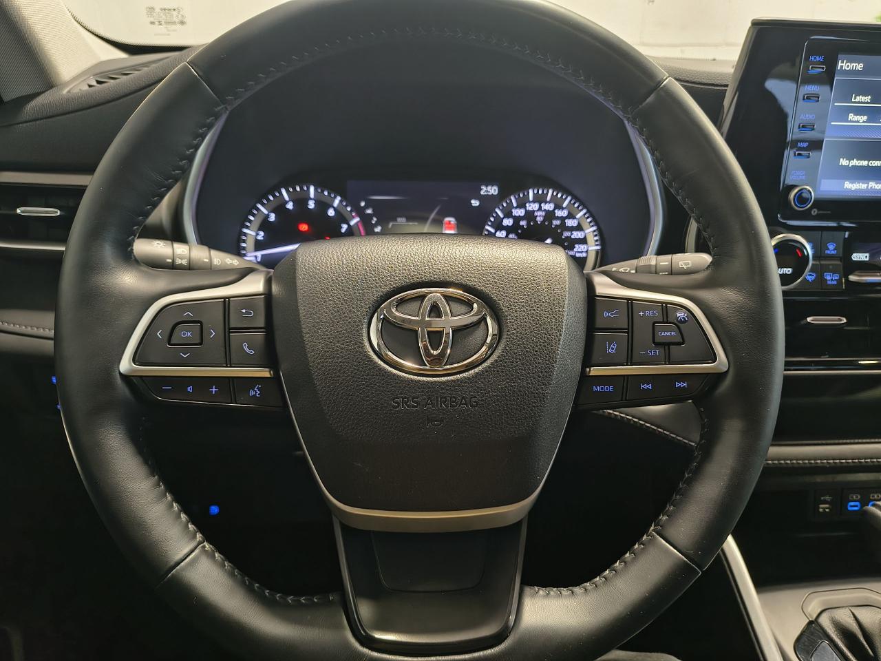 2022 Toyota Highlander XLE Photo0