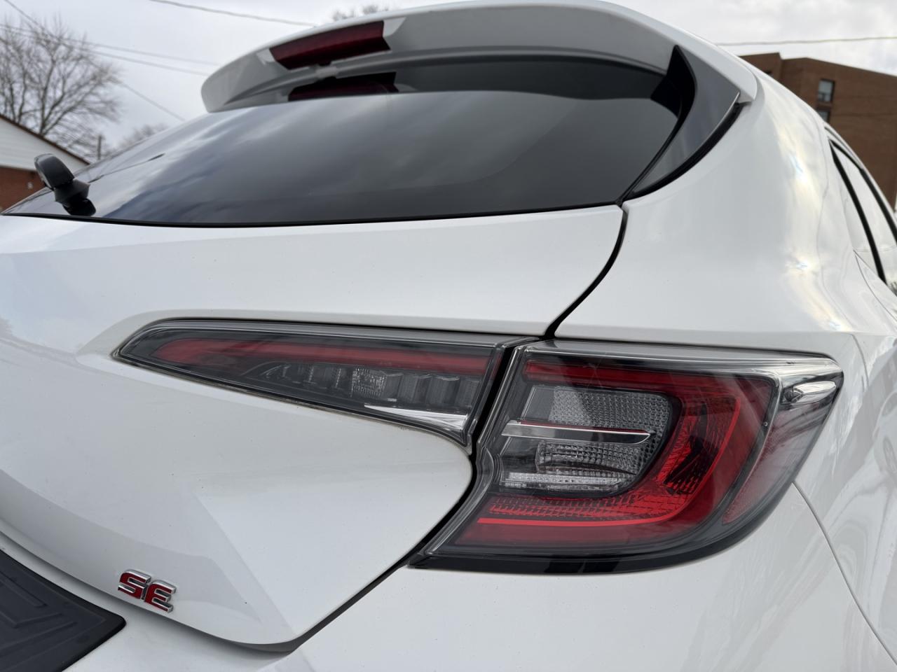 2022 Toyota Corolla SE Hatchback CVT - Photo #7