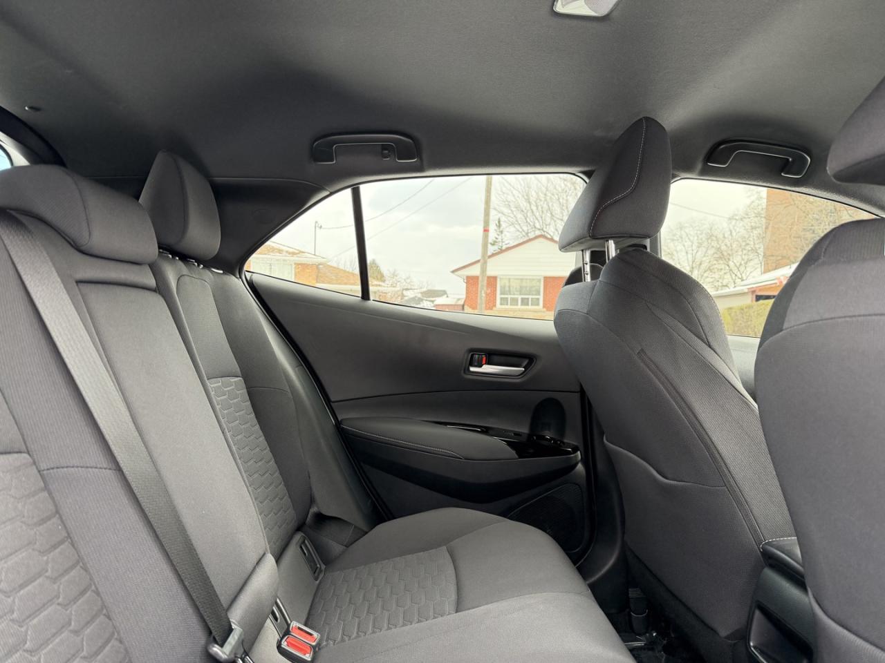 2022 Toyota Corolla SE Hatchback CVT - Photo #13