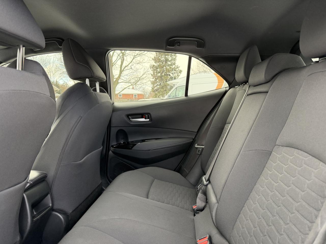 2022 Toyota Corolla SE Hatchback CVT - Photo #16