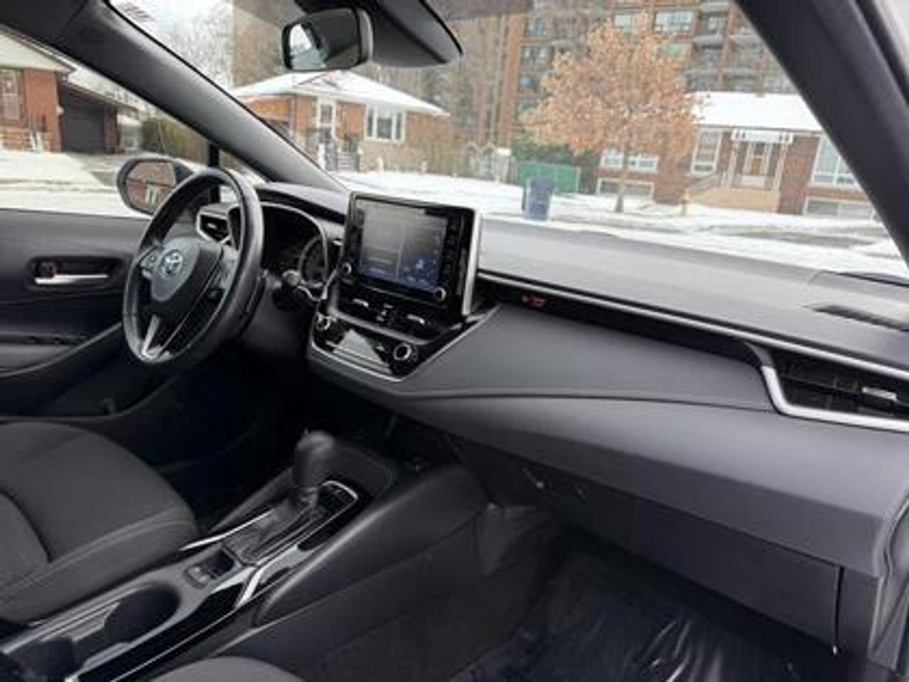 2022 Toyota Corolla Hatchback SE HATCHBACK Photo