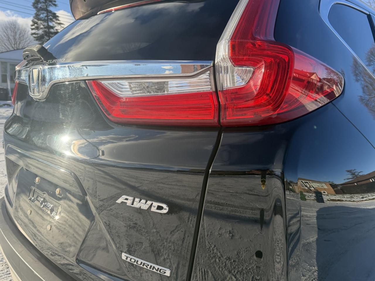 2018 Honda CR-V Touring AWD Photo4