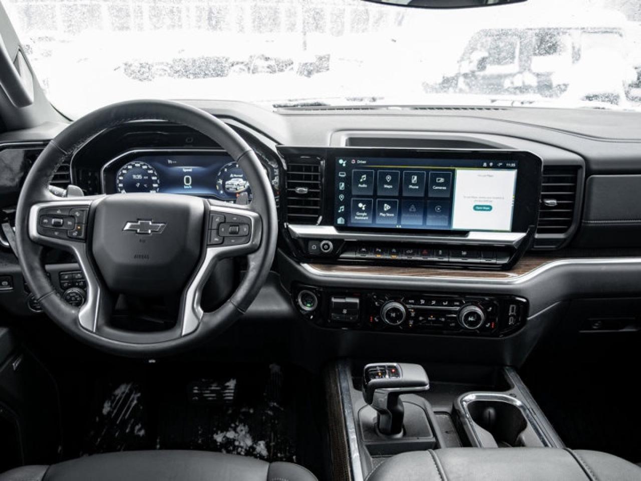 2025 Chevrolet Silverado 1500 RST Photo2