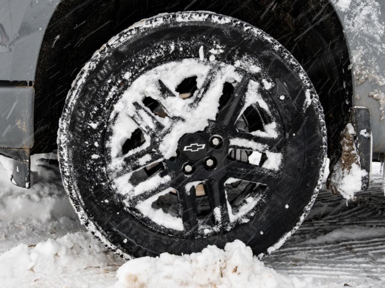 2025 Chevrolet Silverado 1500 RST Photo