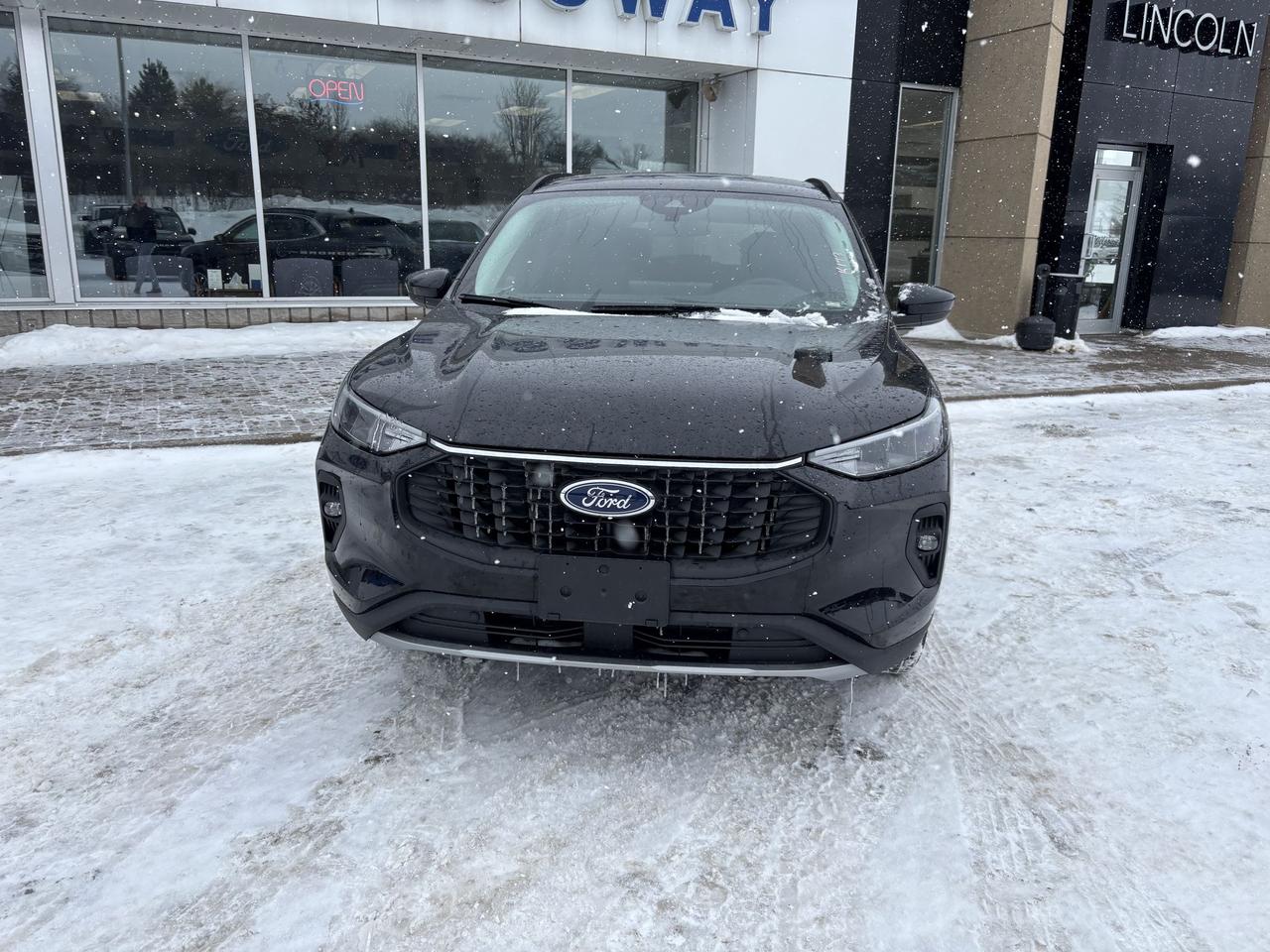 2026 Ford Escape PHEV FWD, ADAPTRIVE CRUISE, BLIND SPOT MONITOR Photo