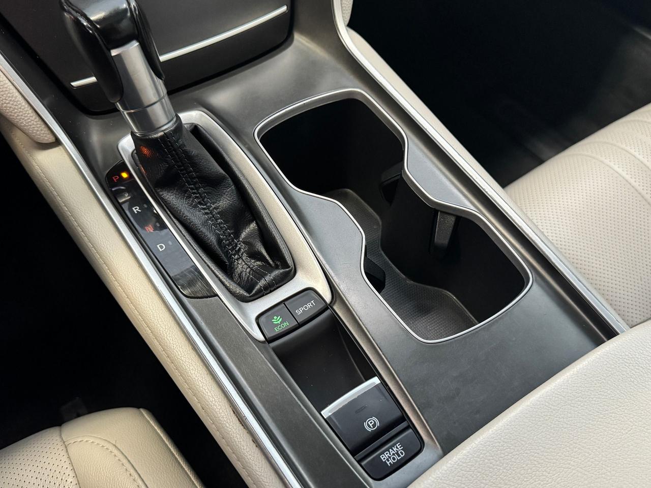 2018 Honda Accord Touring+Adaptive Cruise+Cooled Seats+CLEAN CARFAX Photo