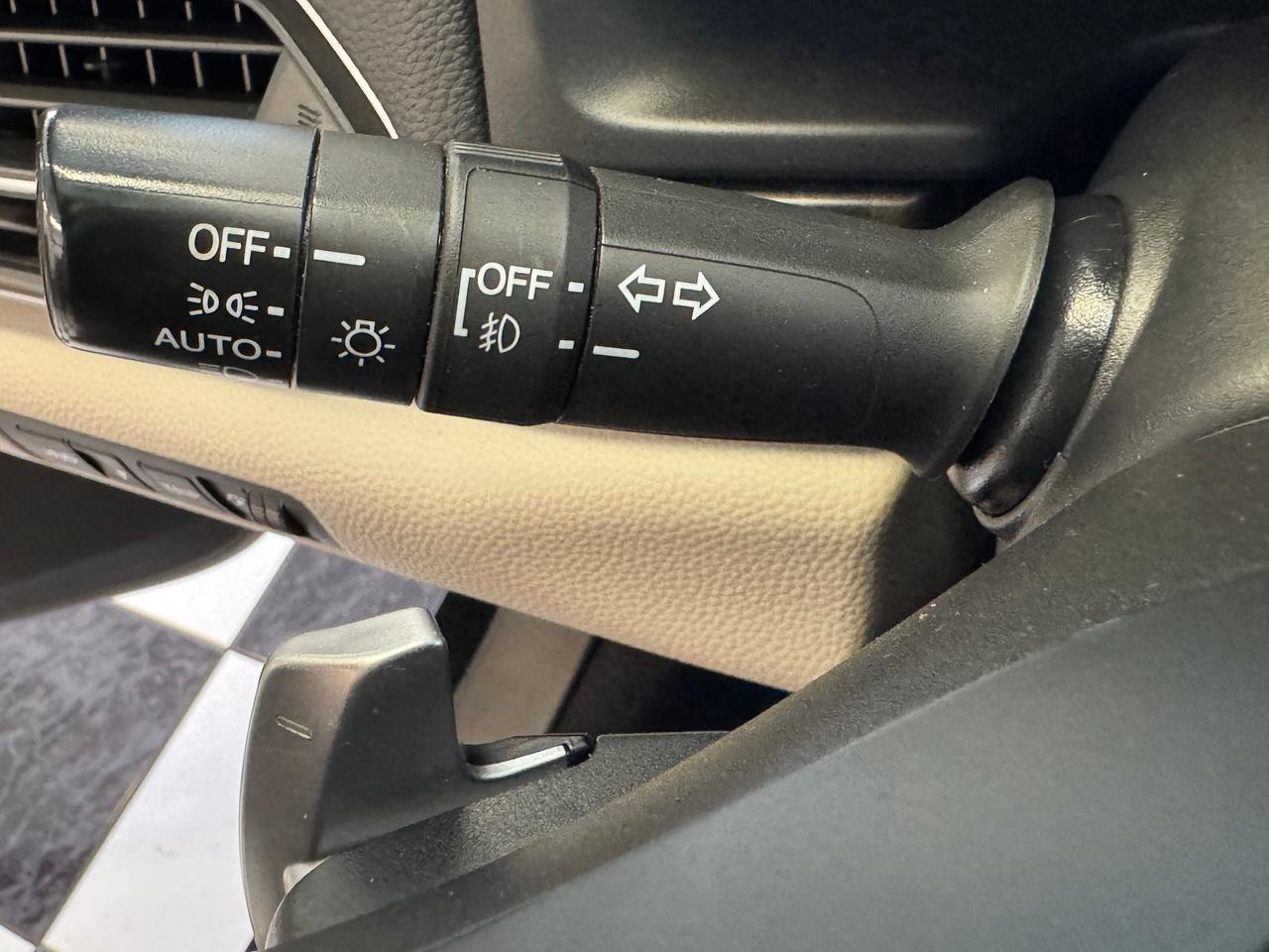 2018 Honda Accord Touring+Adaptive Cruise+Cooled Seats+CLEAN CARFAX Photo
