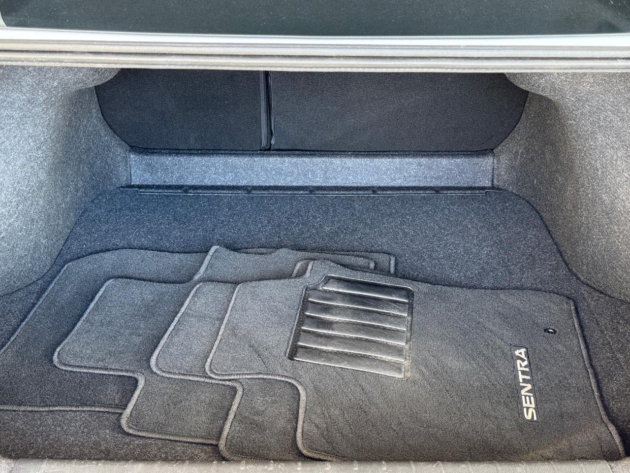 2023 Nissan Sentra SR Midnight Edition+LikeNew+ONE OWNER+CLEAN CARFAX Photo